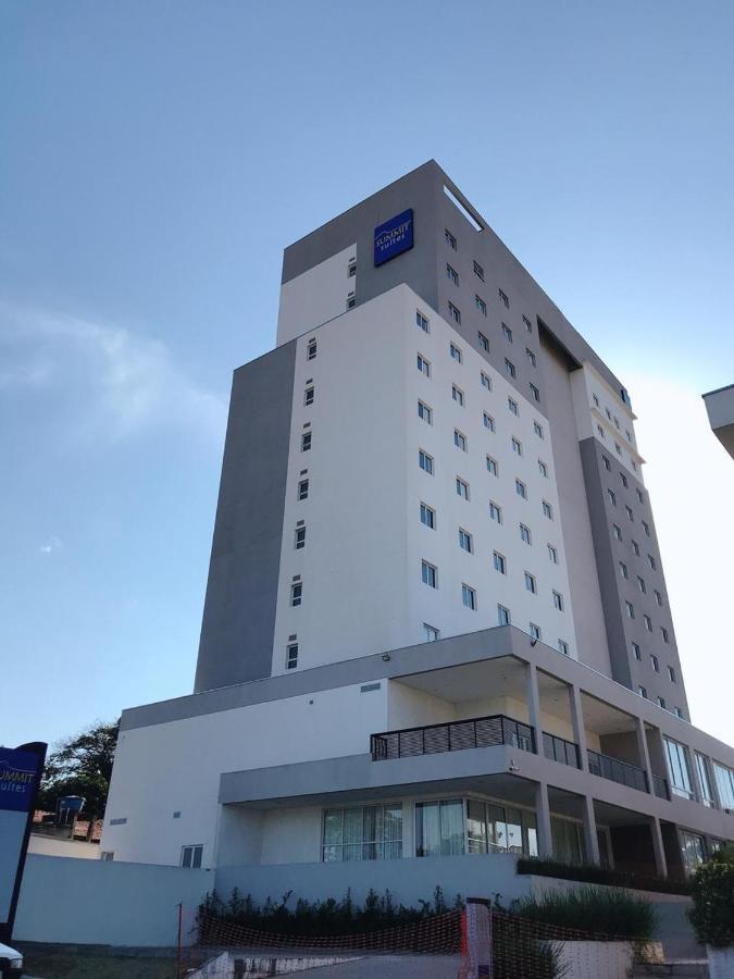 Summit Suítes Hotel Pindamonhangaba Bagian luar foto